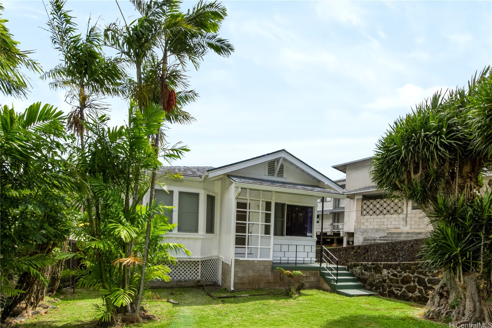 2881 Oahu Avenue Property Photo 1