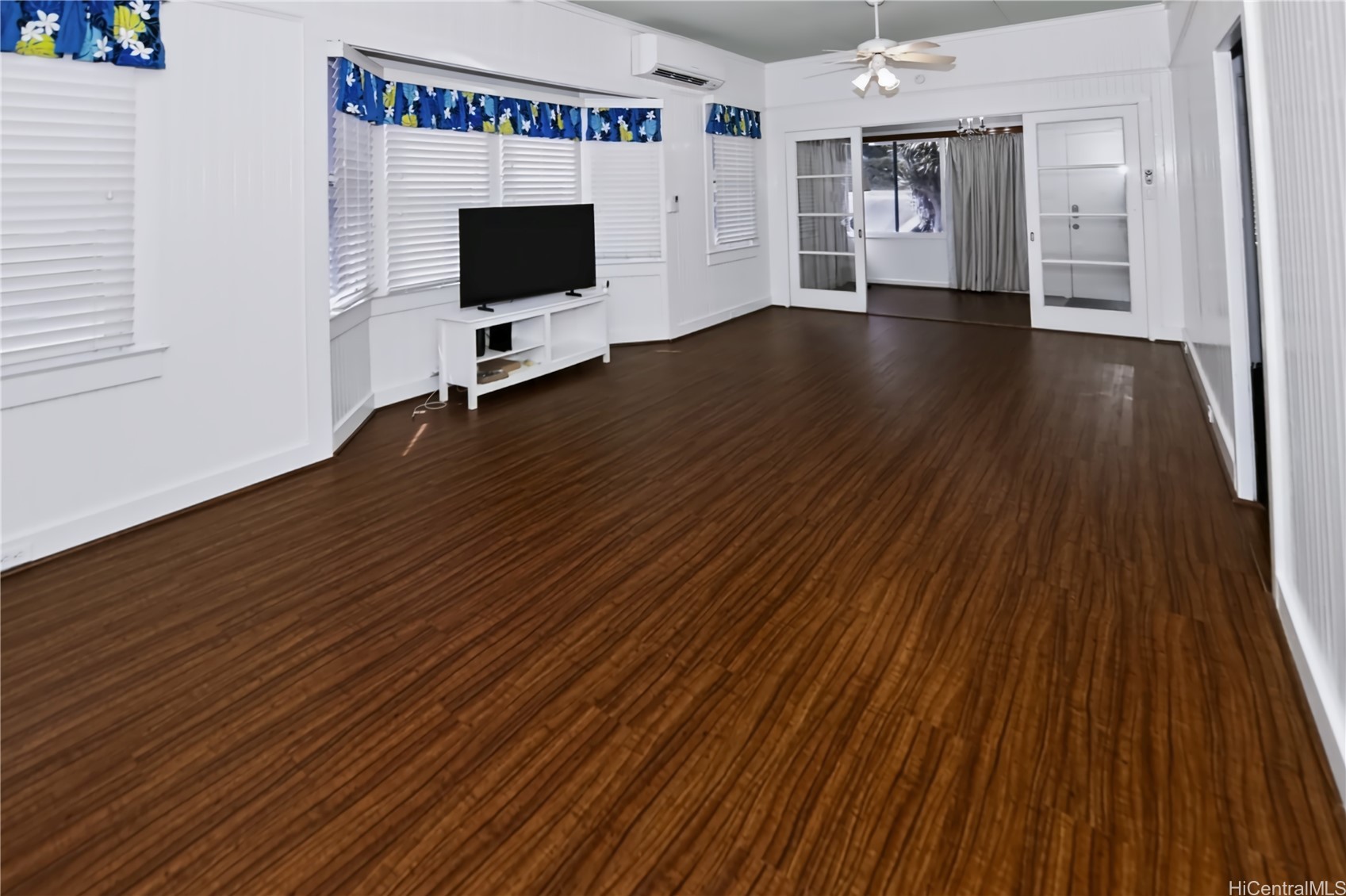 2881 Oahu Avenue Property Photo 3