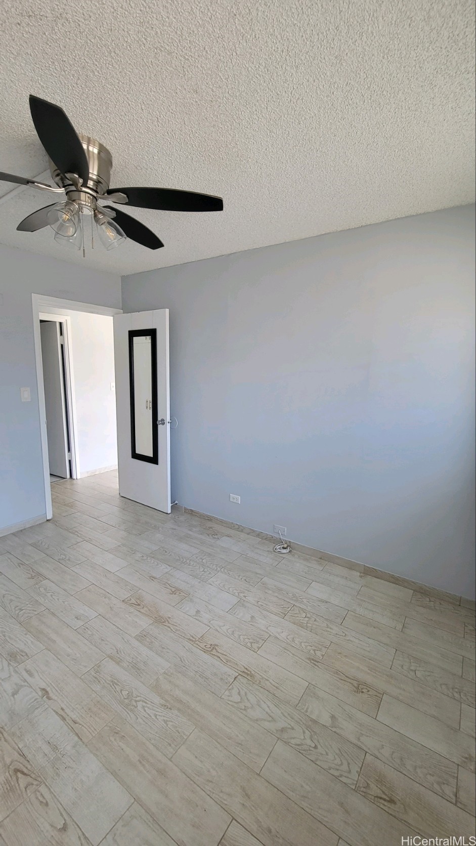2421 Ala Wai Boulevard 1703 Property Photo 4