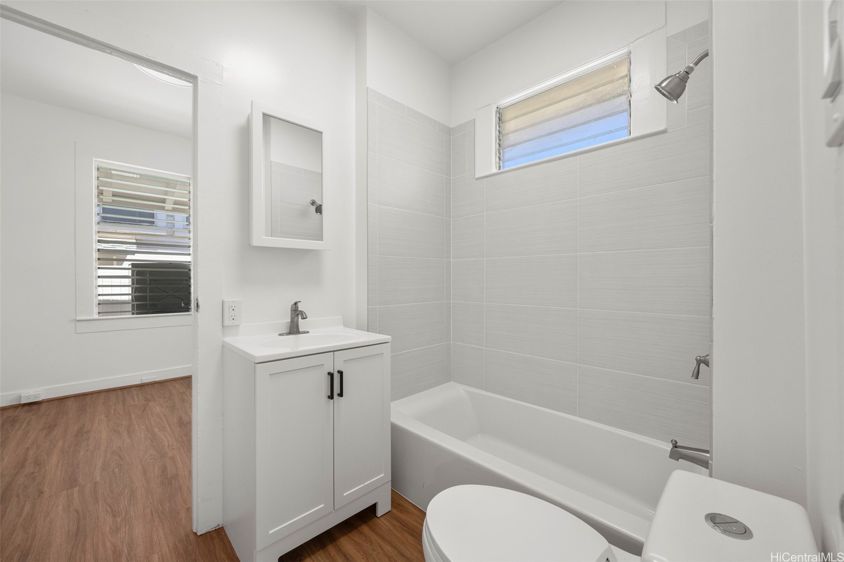 1123b 2nd Avenue Property Photo 13