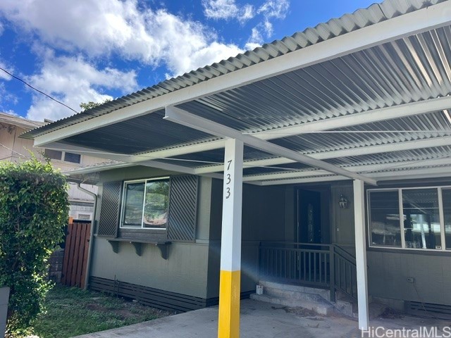 733 University Avenue Property Photo 1