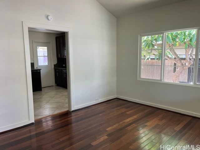 733 University Avenue Property Photo 7
