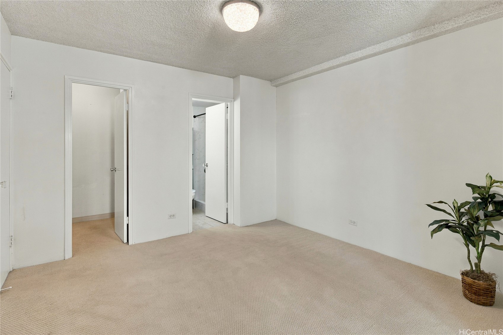 1617 Clark Street 703 Property Photo 12
