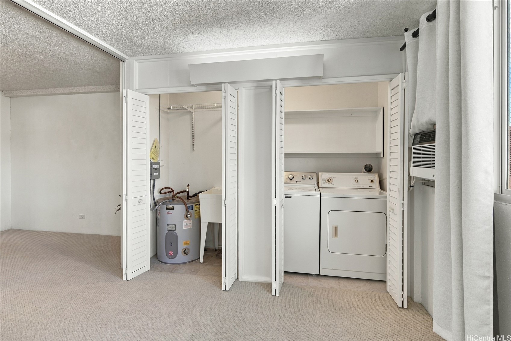 1617 Clark Street 703 Property Photo 18