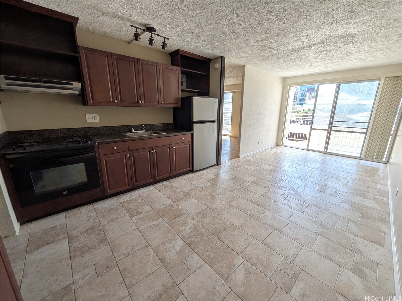 1655 Makaloa Street 714 Property Photo 1