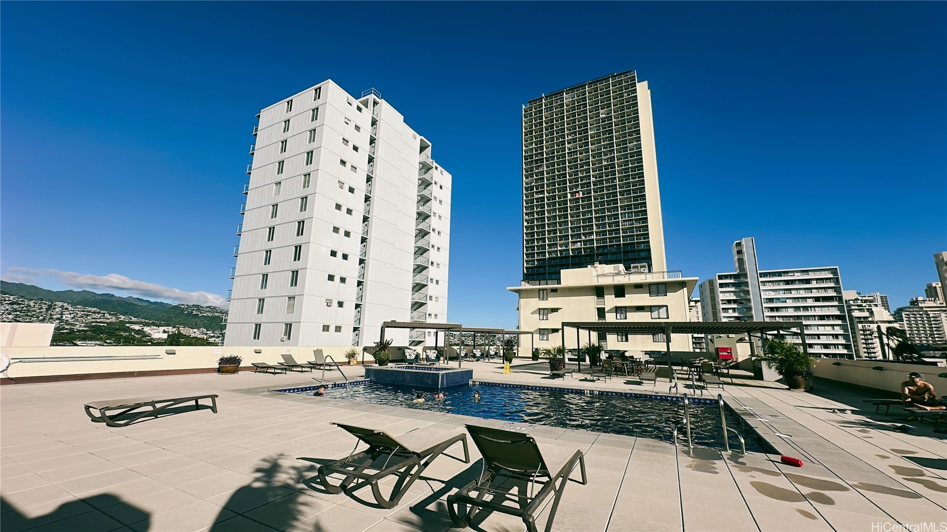 2211 Ala Wai Boulevard 2006 Property Photo 8