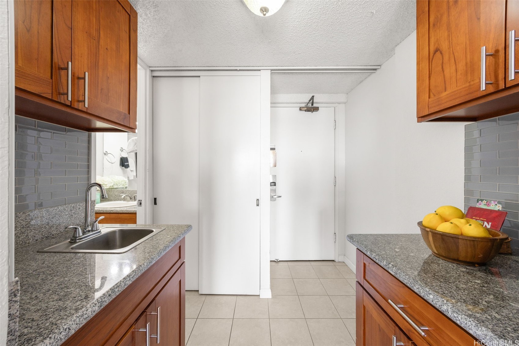 445 Seaside Avenue 4209 Property Photo 12