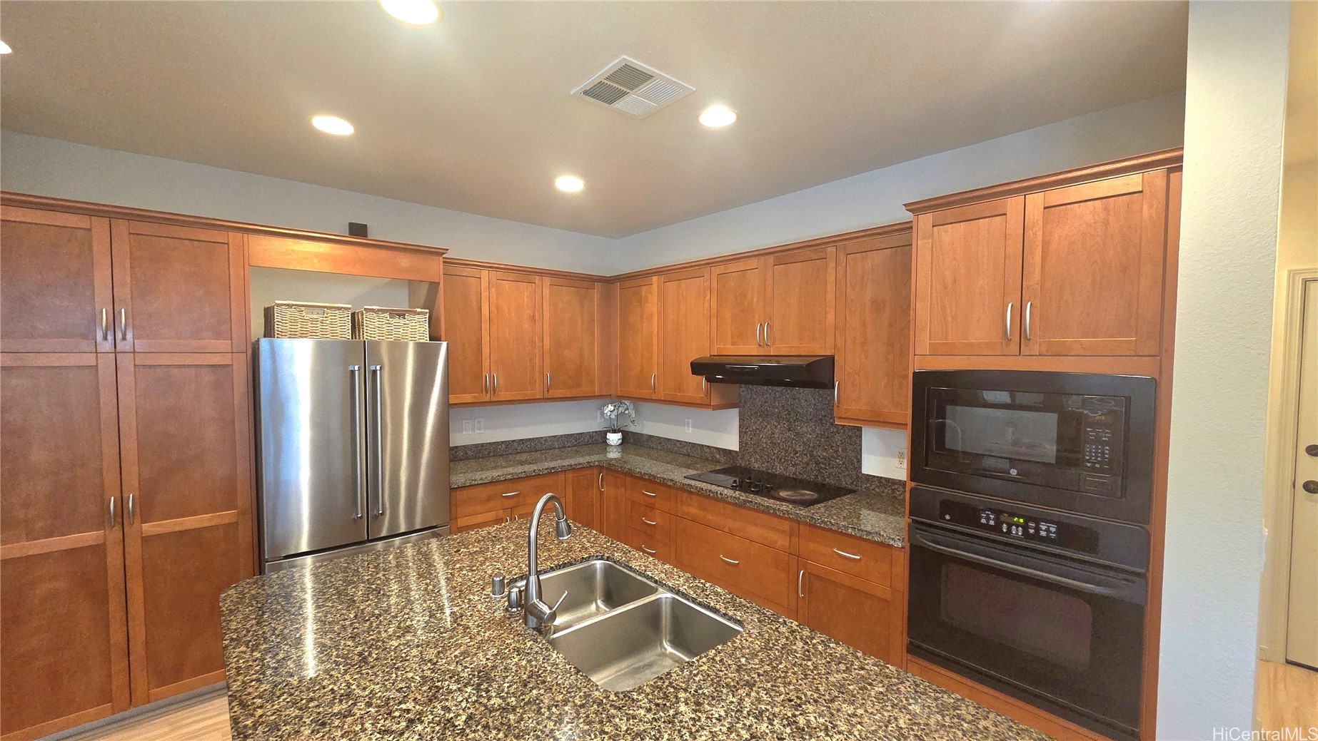 520 Lunalilo Home Road 227 Property Photo 8