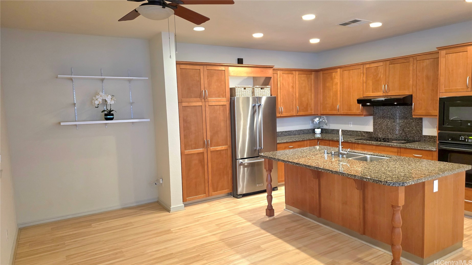 520 Lunalilo Home Road 227 Property Photo 9
