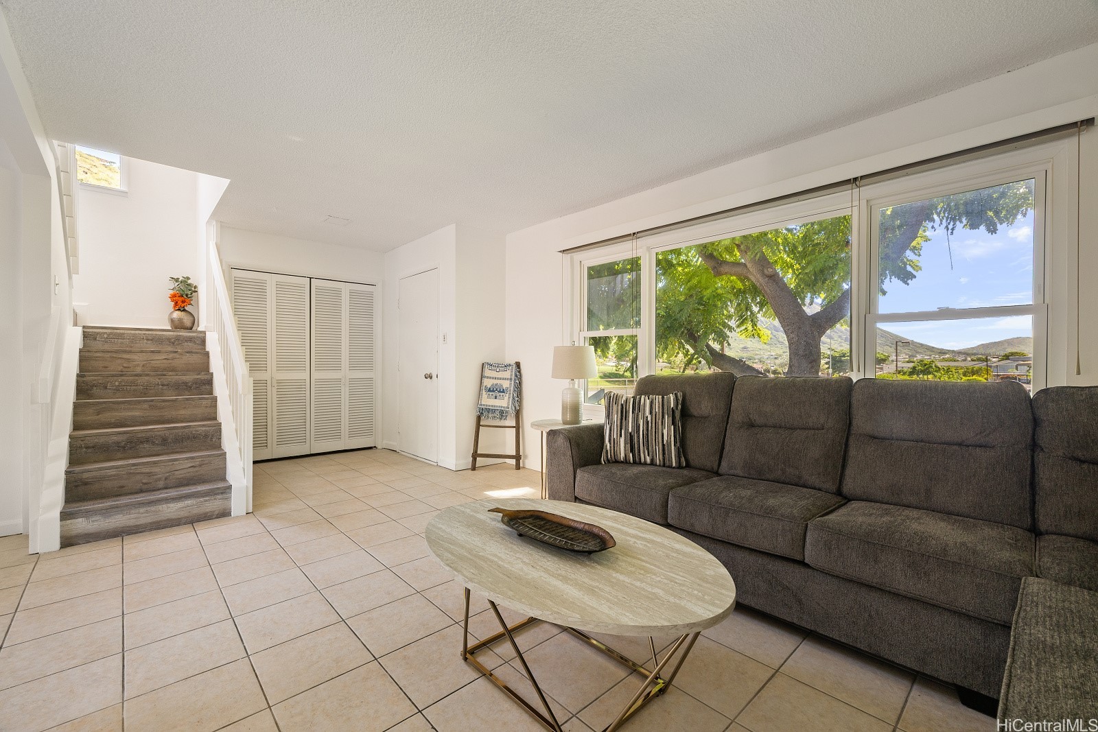 1056 Kolokolo Street E Property Photo 5