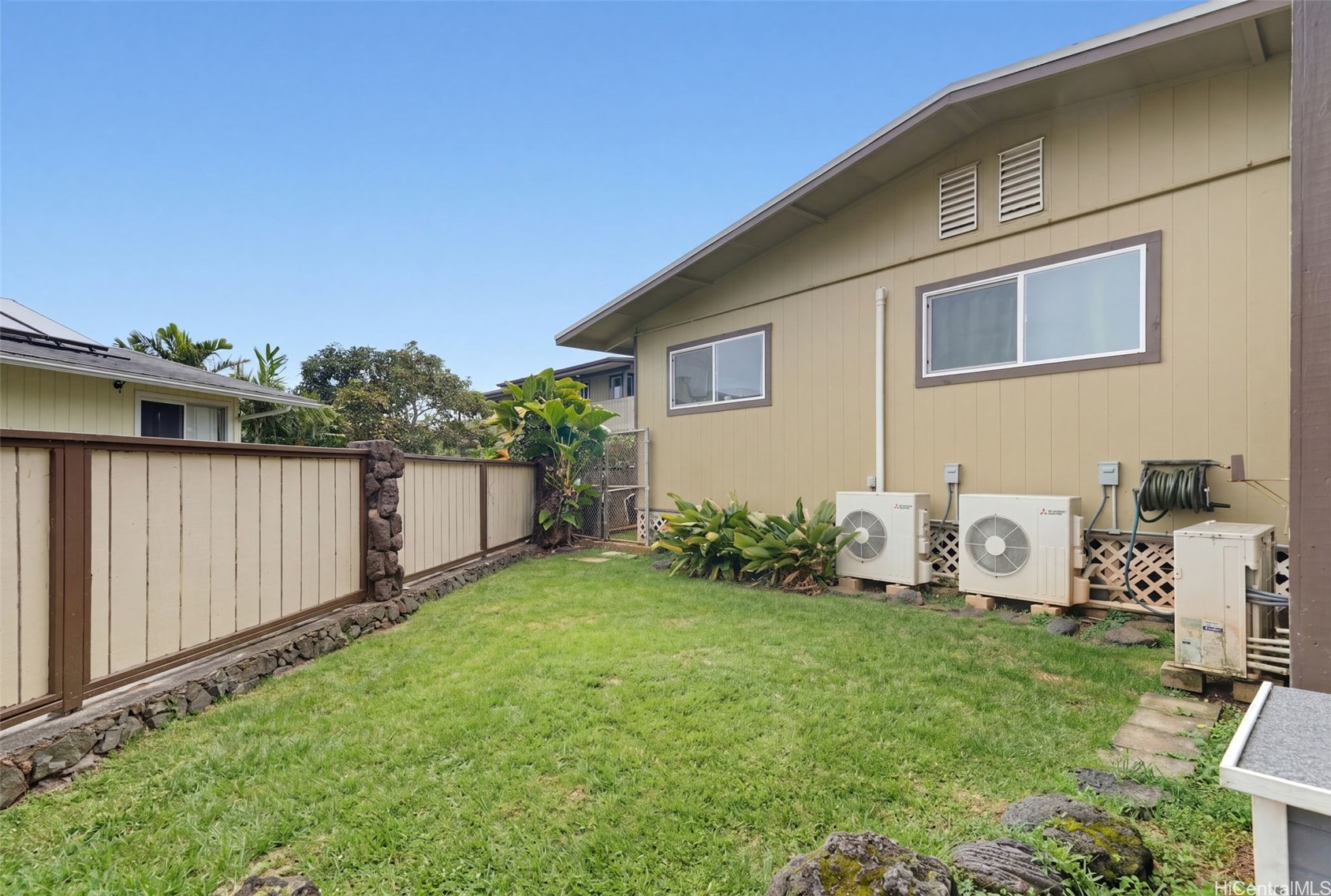 1253 Nanawale Way Property Photo 24