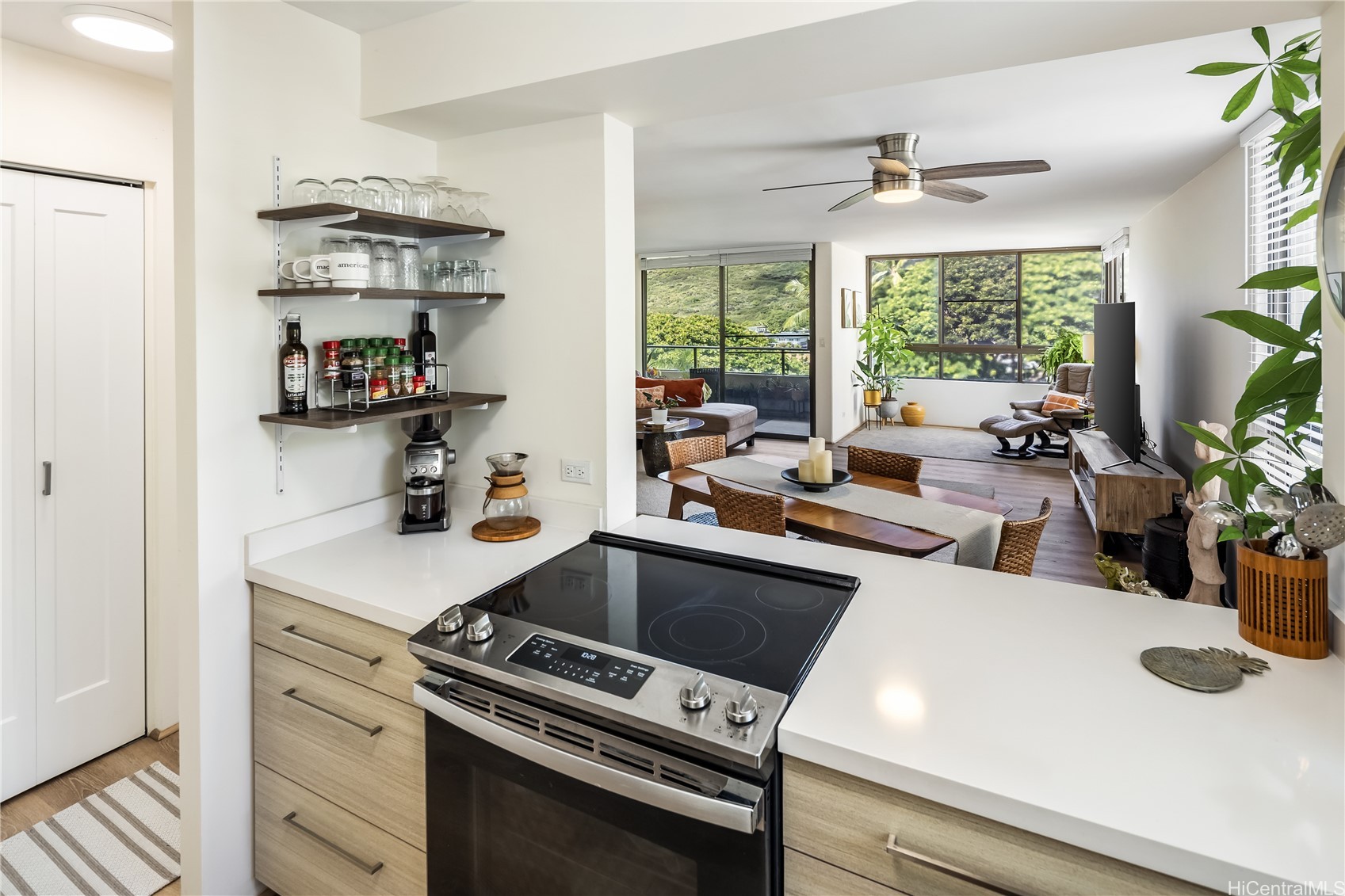 6770 Hawaii Kai Drive 301 Property Photo 10