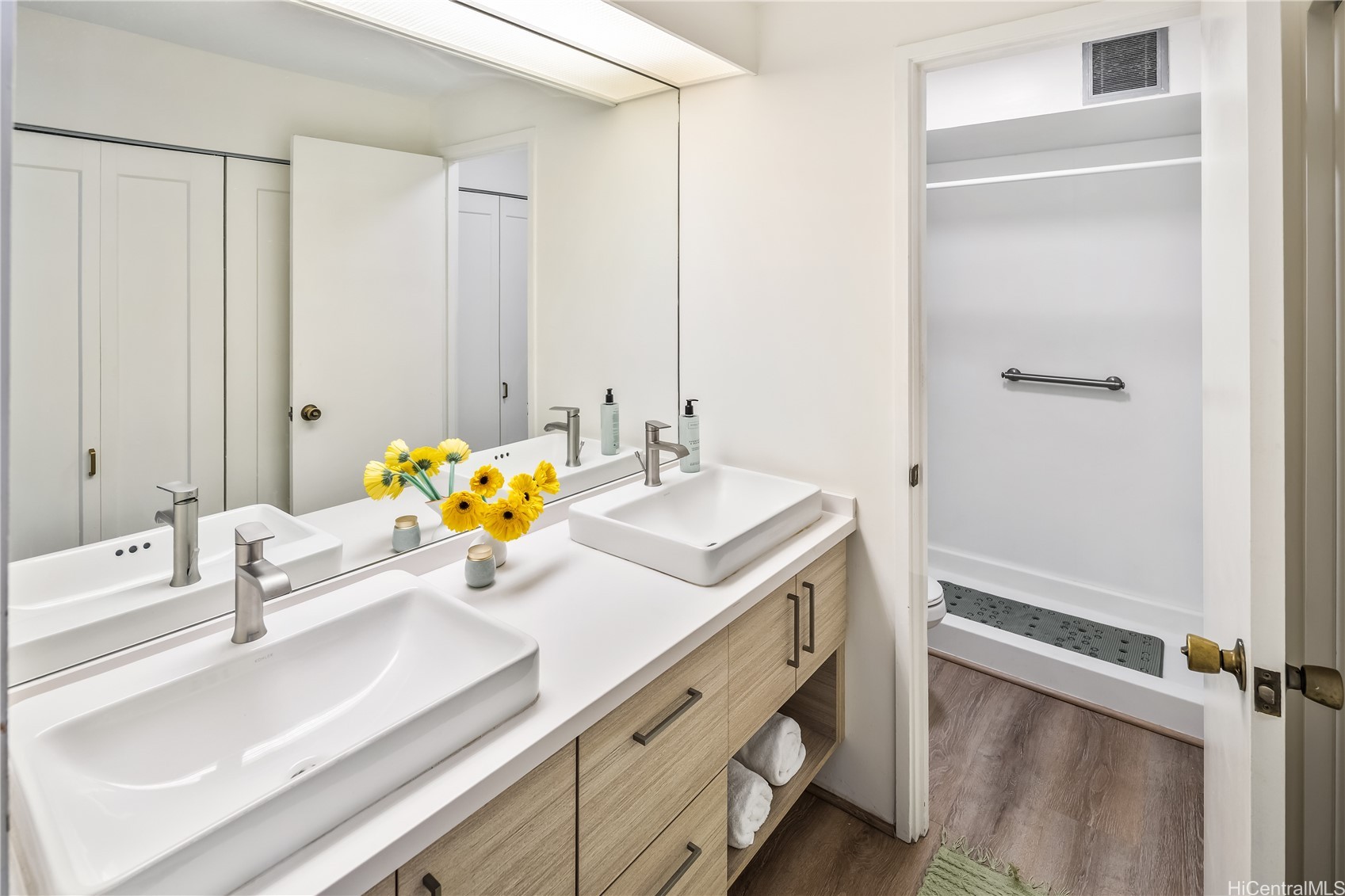 6770 Hawaii Kai Drive 301 Property Photo 15
