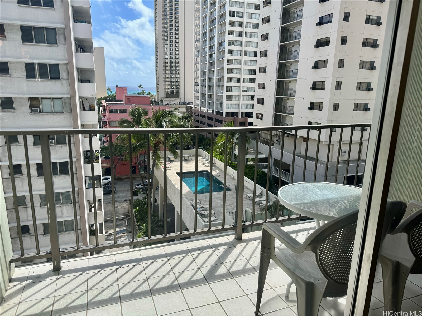 2440 Kuhio Avenue 705 Property Photo 1