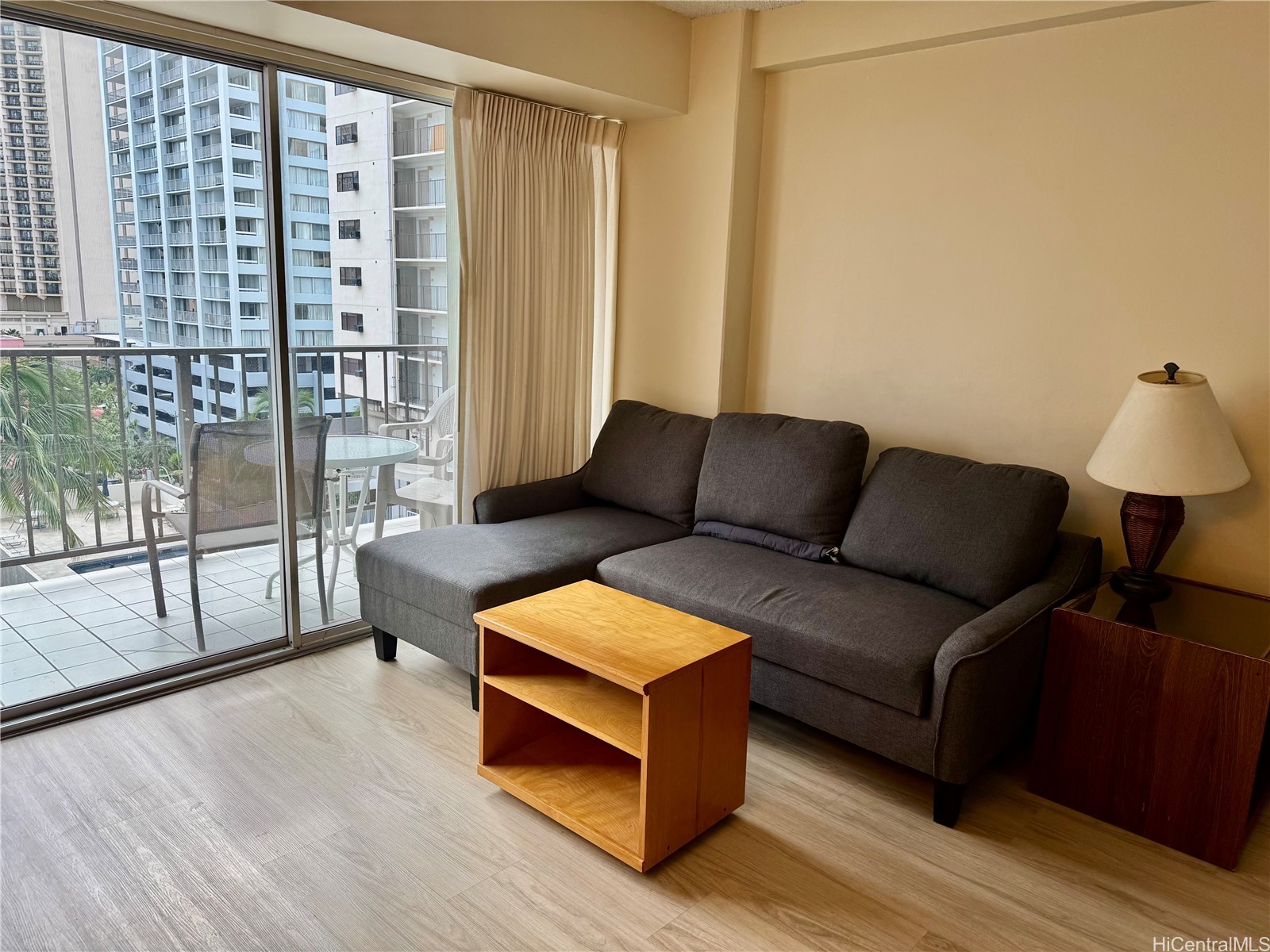 2440 Kuhio Avenue 705 Property Photo 3