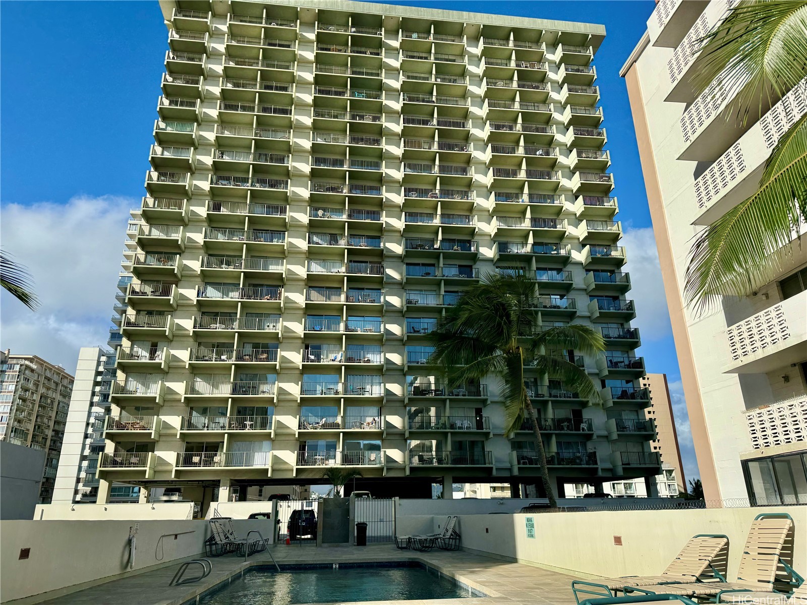 2440 Kuhio Avenue 705 Property Photo 13