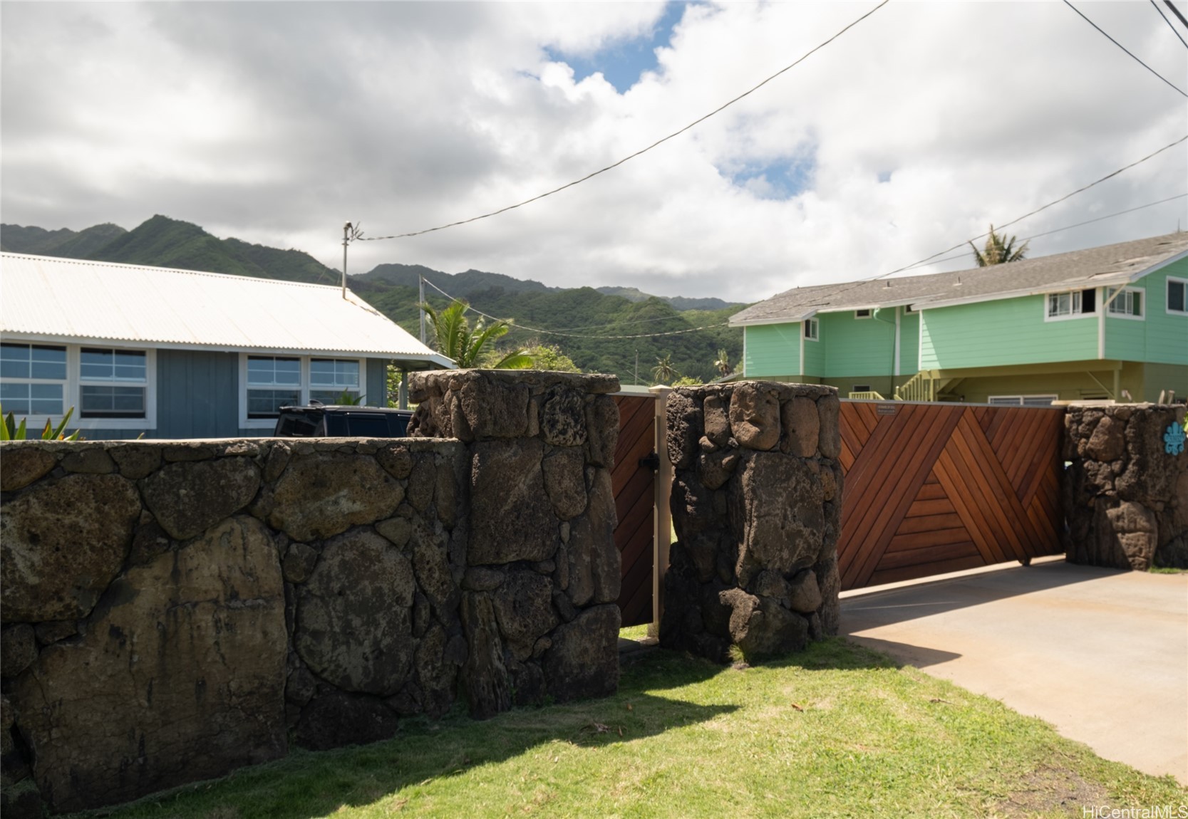 53-932 Kamehameha Highway Property Photo 1