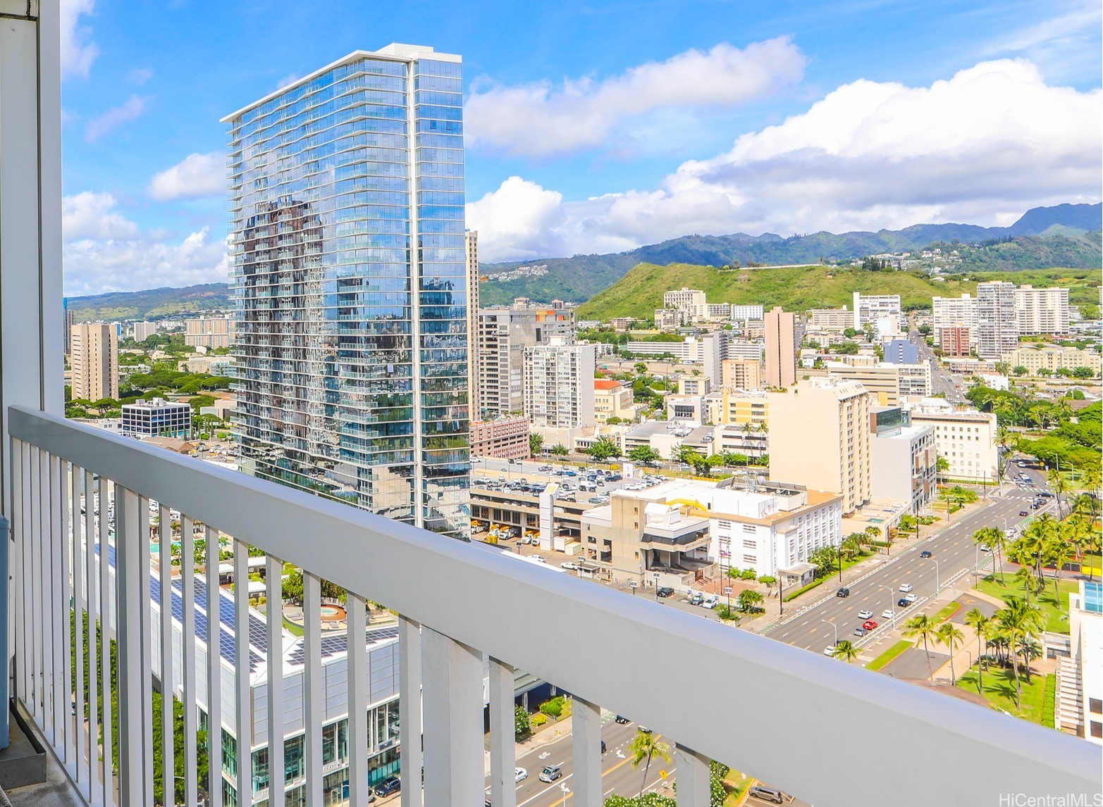 909 Kapiolani Boulevard 2807 Property Photo 3