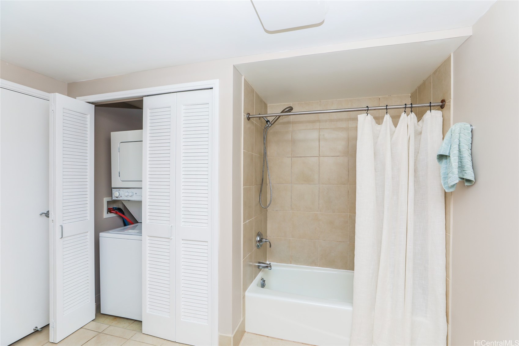909 Kapiolani Boulevard 2807 Property Photo 14