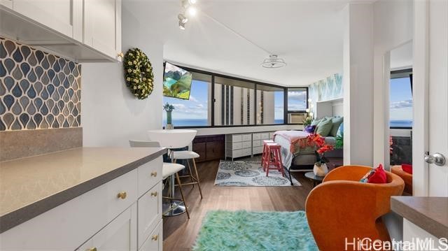 1700 Ala Moana Boulevard 3003 Property Photo 6