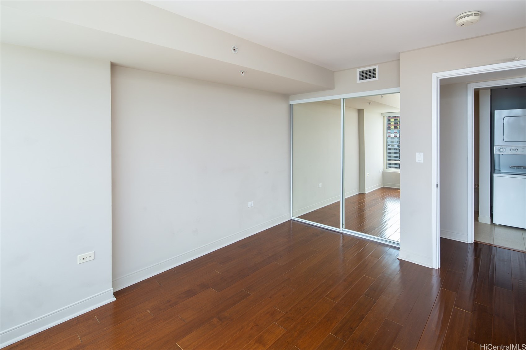 1009 Kapiolani Boulevard 3504 Property Photo 7