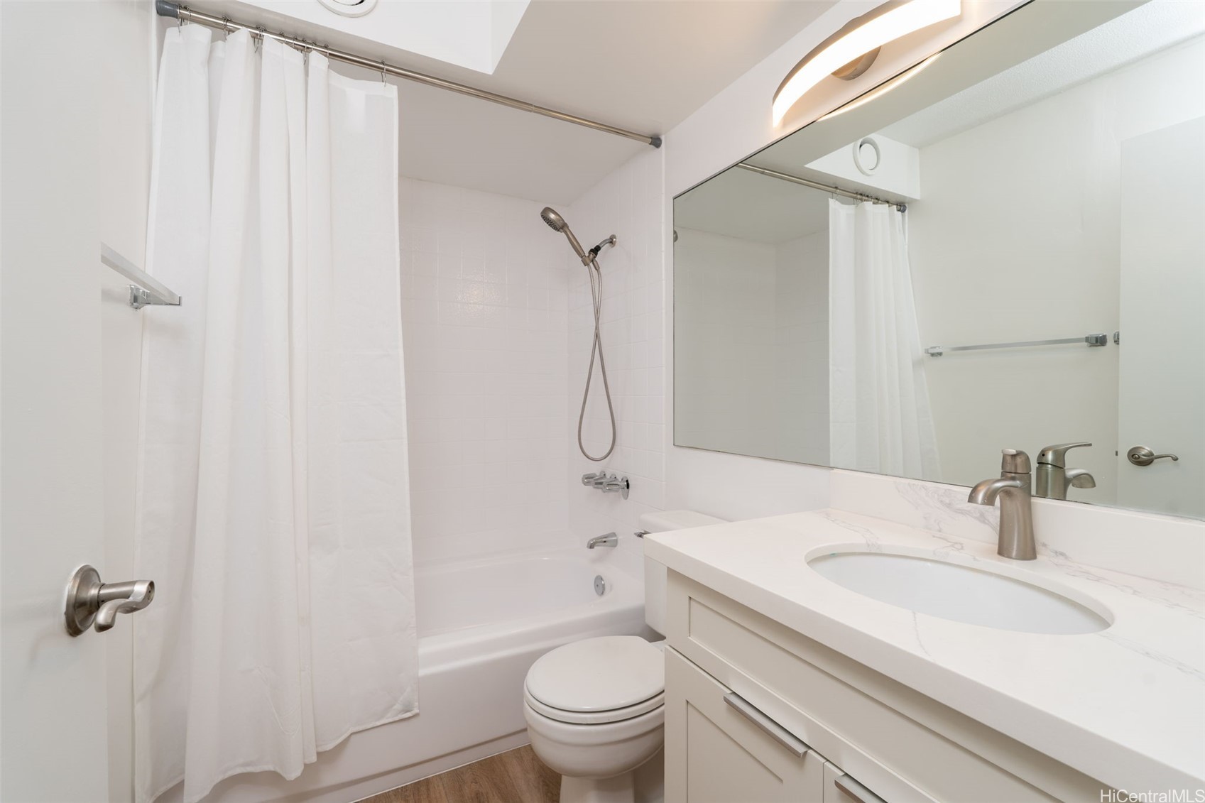 1778 Ala Moana Boulevard 2402 Property Photo 16