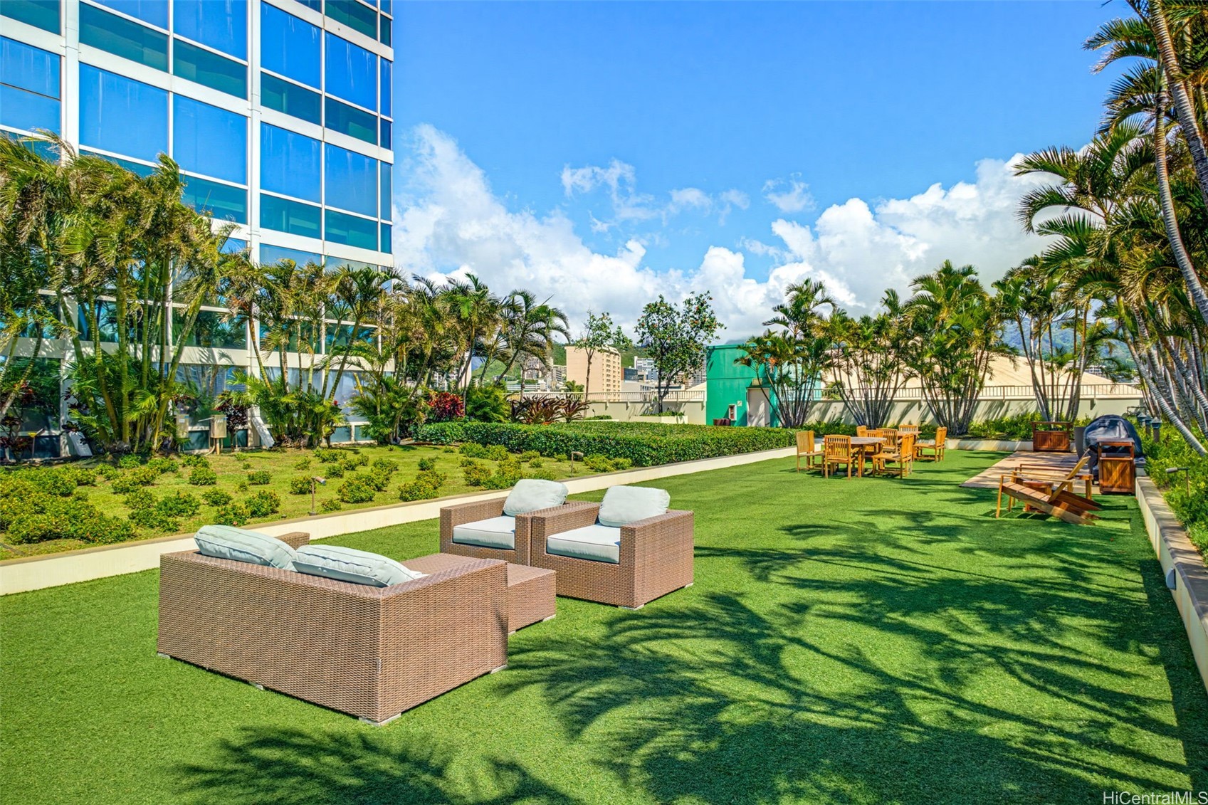 909 Kapiolani Boulevard 1002 Property Photo 21