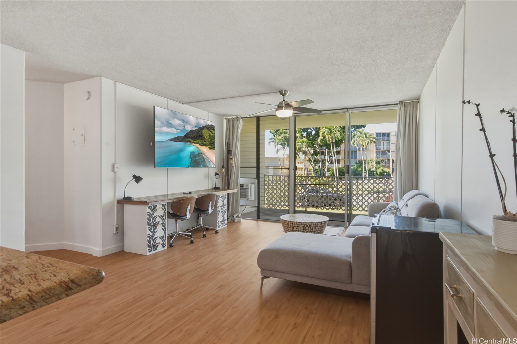 95-2047 Waikalani Place D206 Property Photo 1