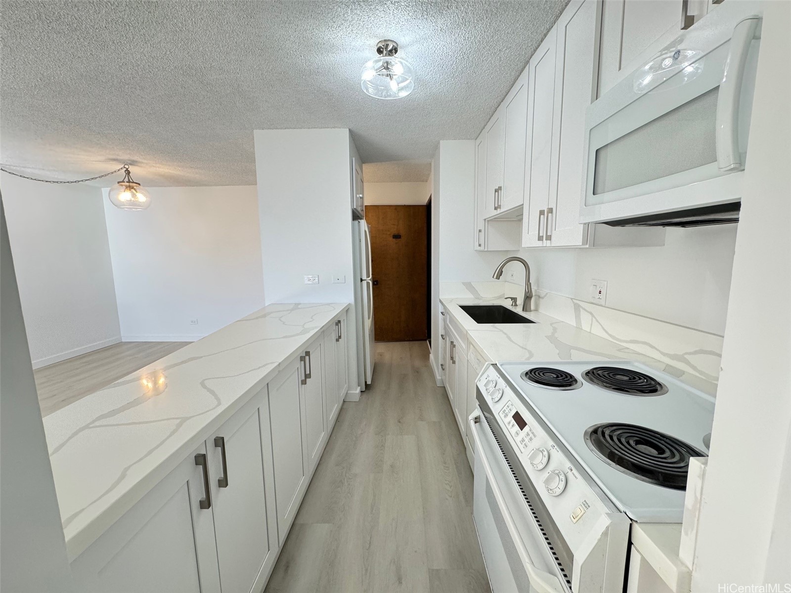 1778 Ala Moana Boulevard 3802 Property Photo 2