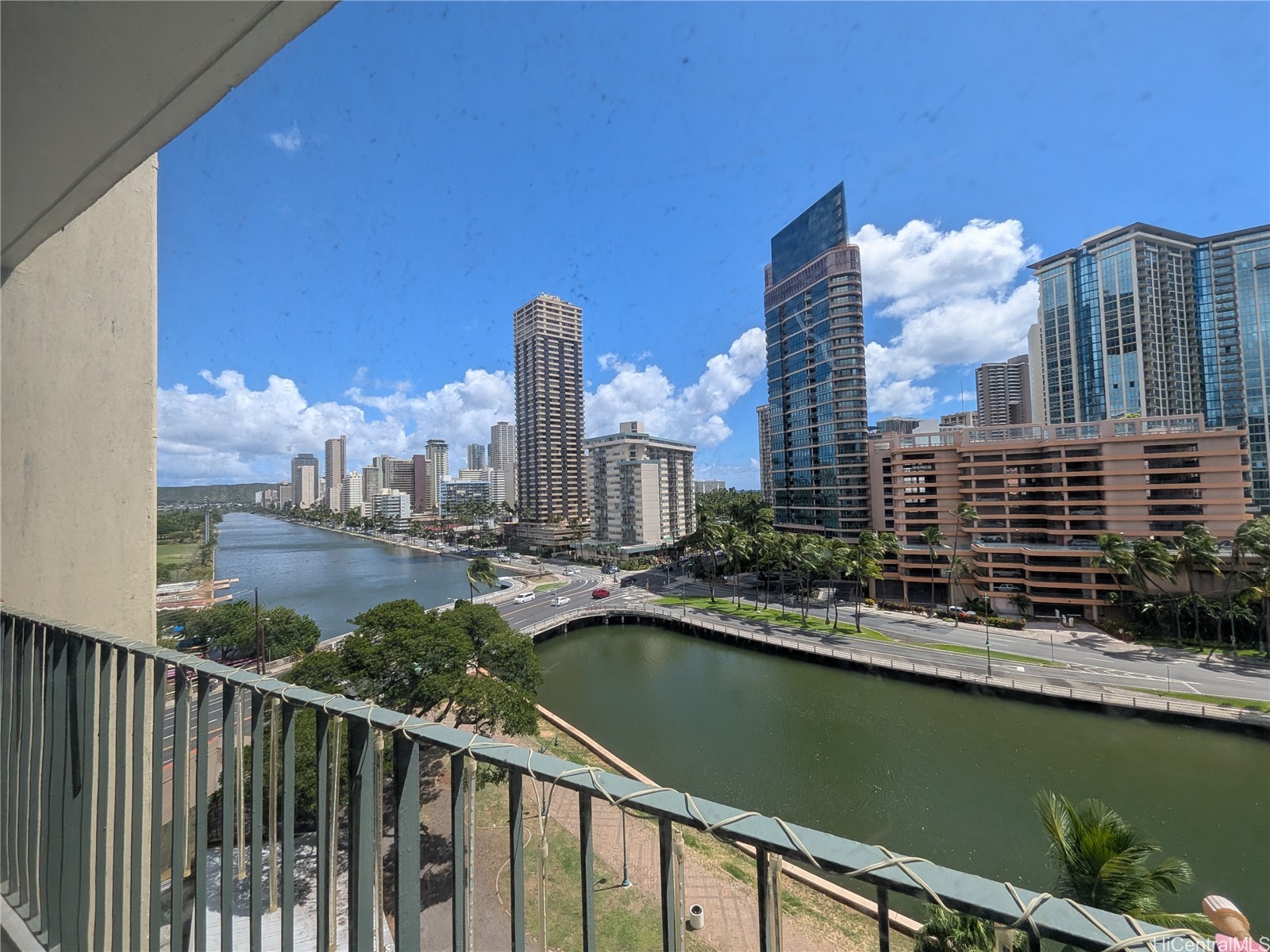 620 Mccully Street 903 Property Photo 14
