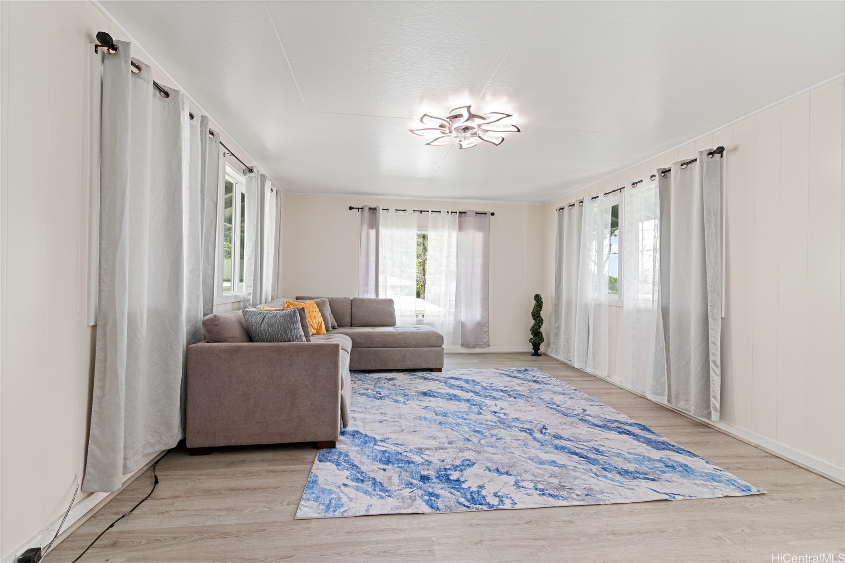 2318 Hanakealoha Place Property Photo 4