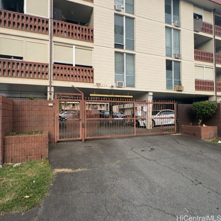 750 Kanoa Street 206 Property Photo 1