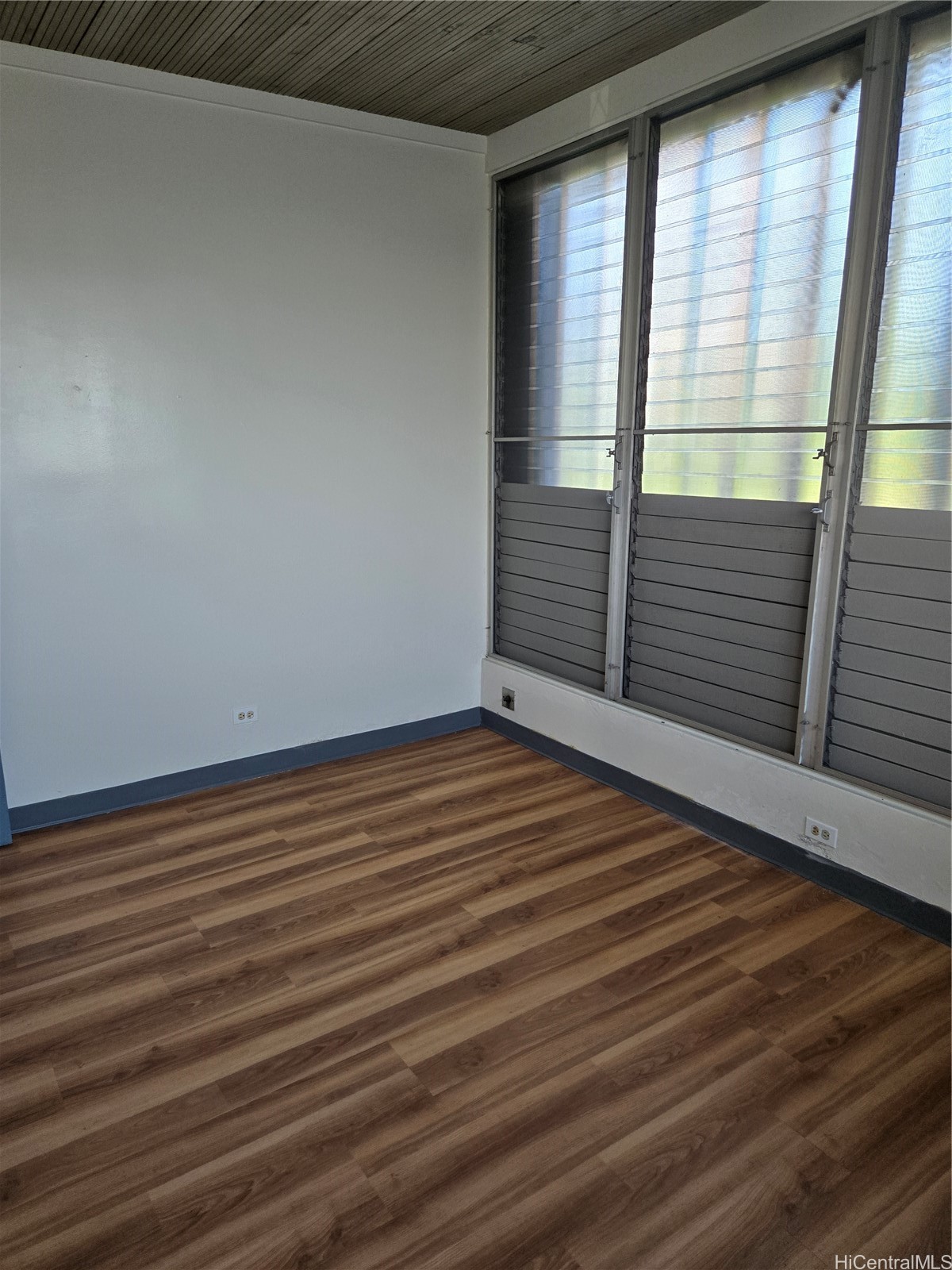 32 N School Street 2 Property Photo 7