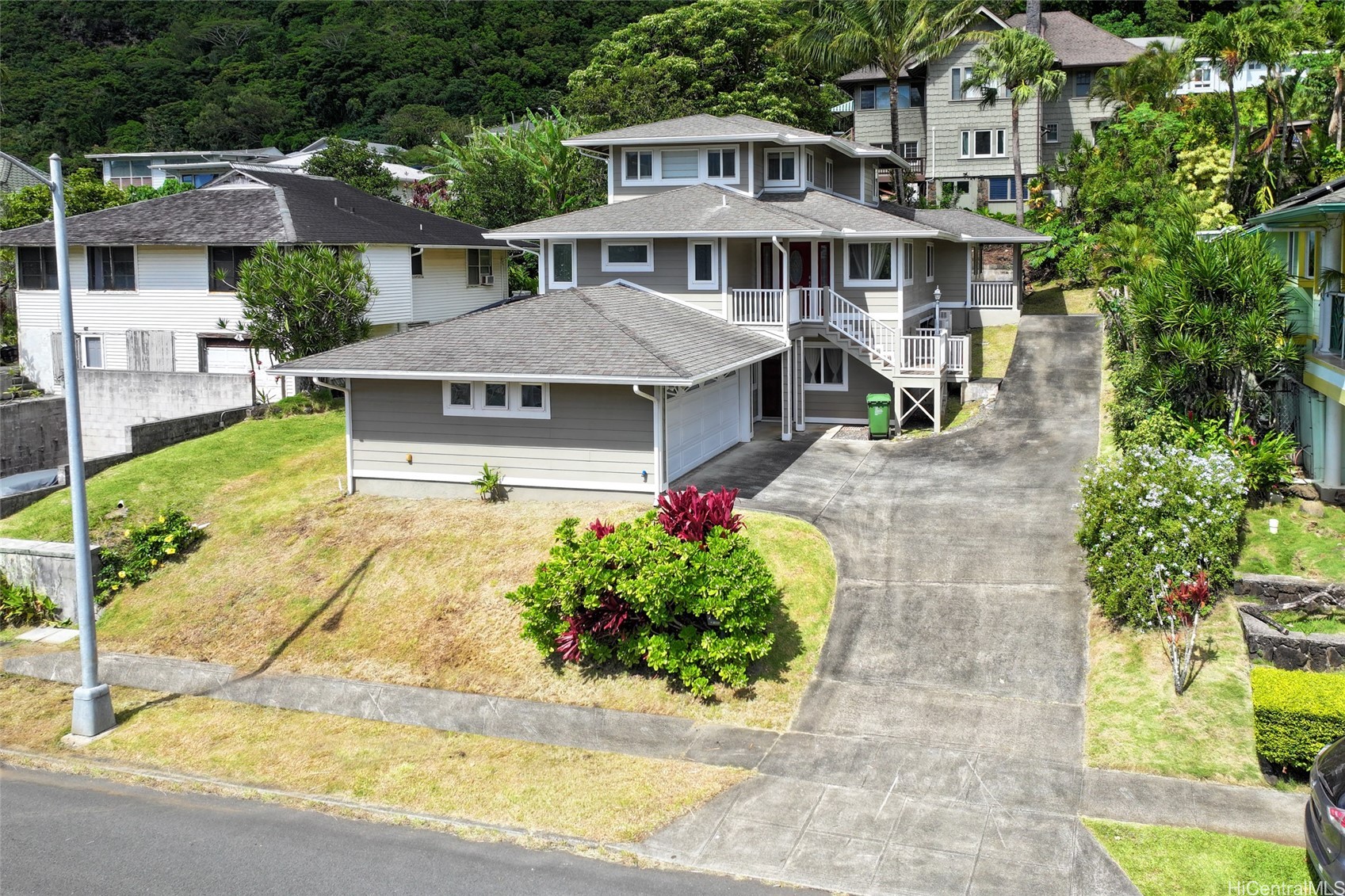 3210 Oahu Avenue Property Photo 1