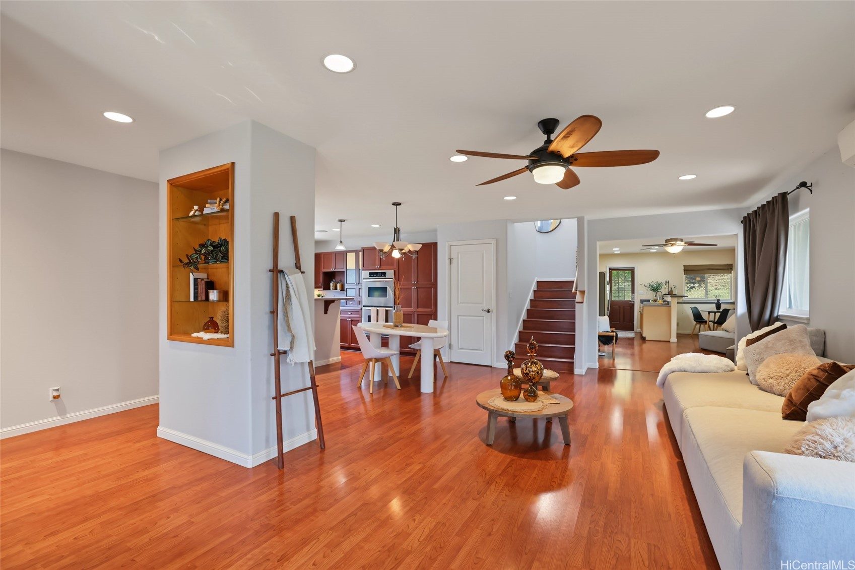 3210 Oahu Avenue Property Photo 3