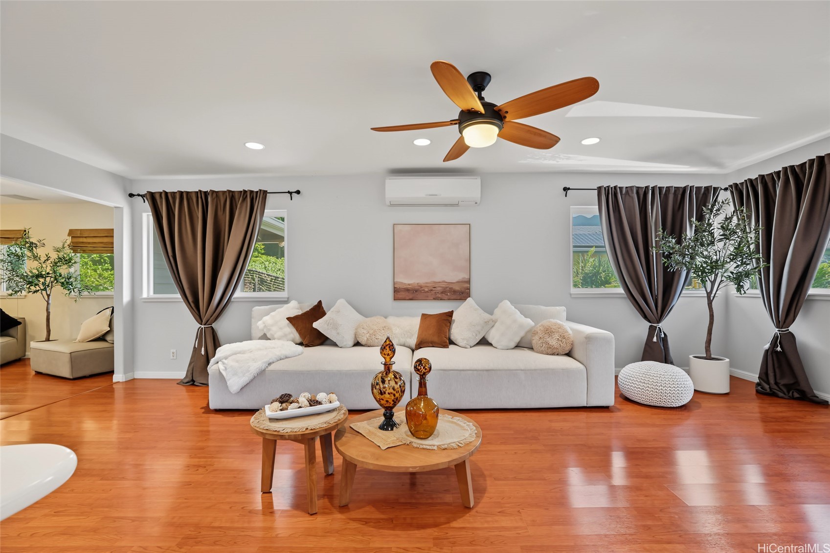 3210 Oahu Avenue Property Photo 4