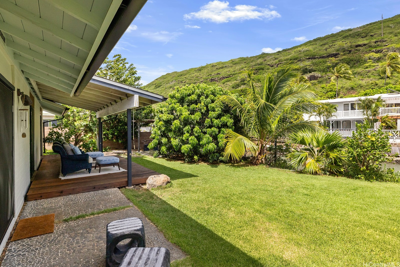 329 Awini Place Property Photo 2