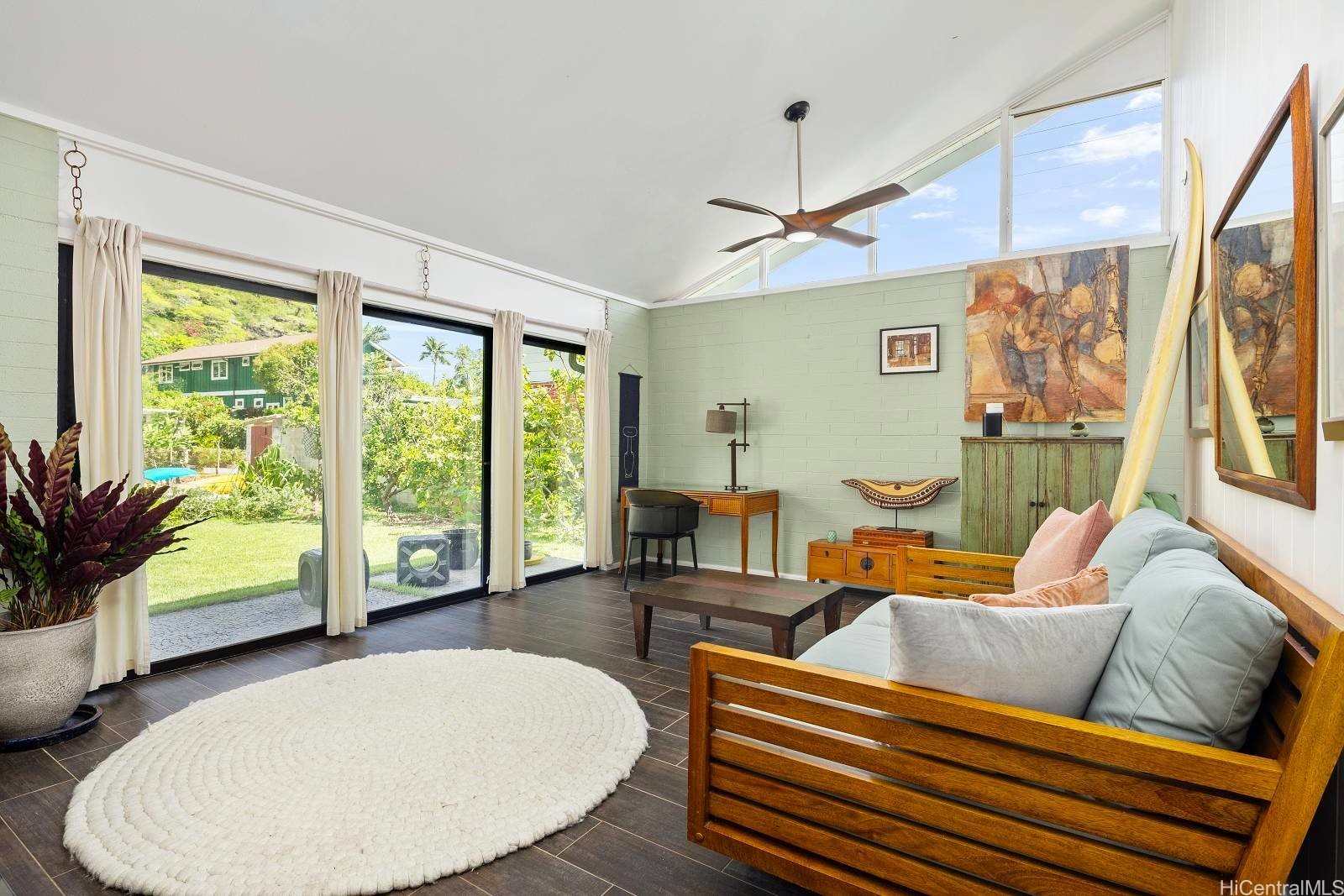 329 Awini Place Property Photo 4