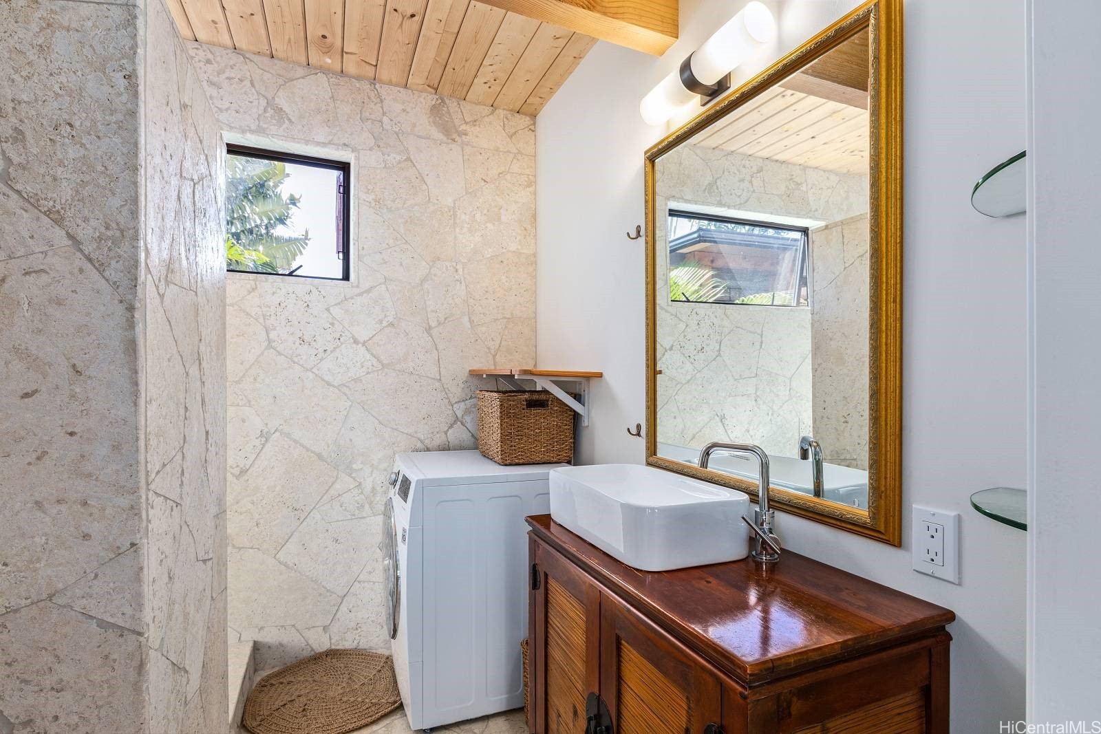 329 Awini Place Property Photo 15