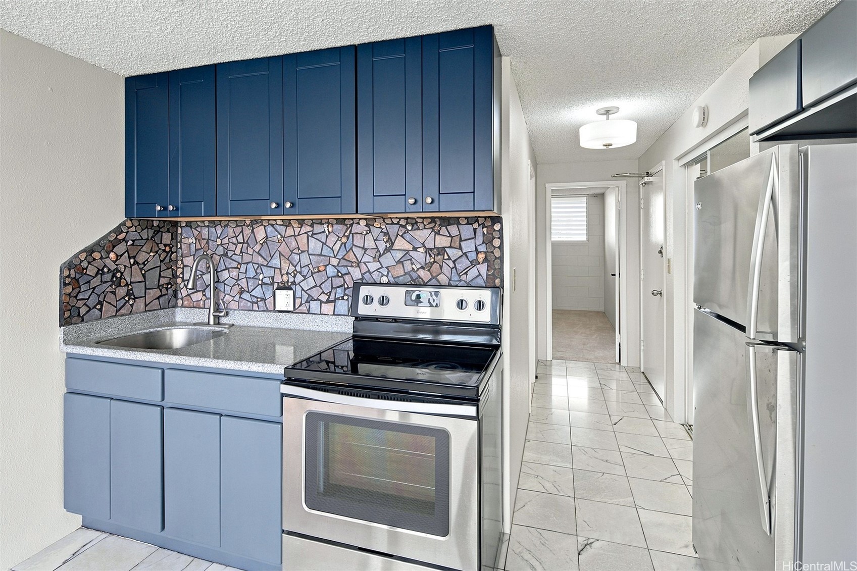 2211 Ala Wai Boulevard 1507 Property Photo 6