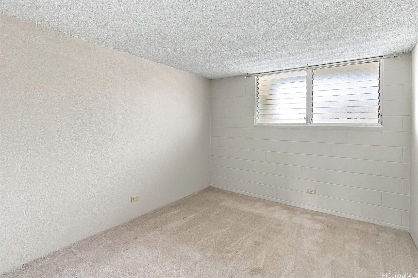 2211 Ala Wai Boulevard 1507 Property Photo 9