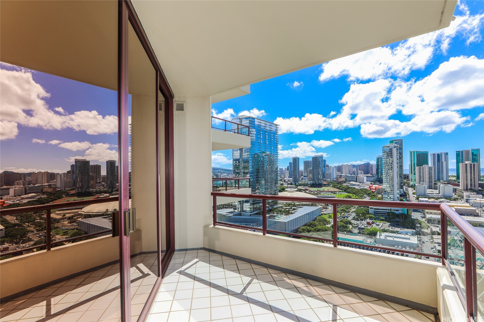 725 Kapiolani Boulevard 2402 Property Photo 1