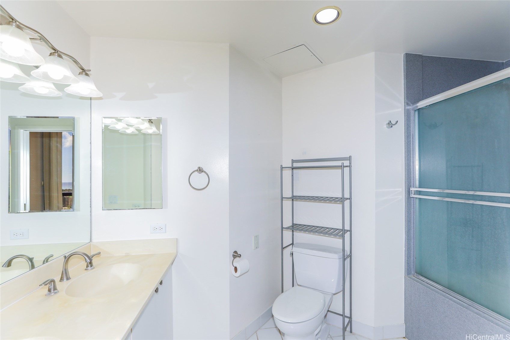 725 Kapiolani Boulevard 2402 Property Photo 14