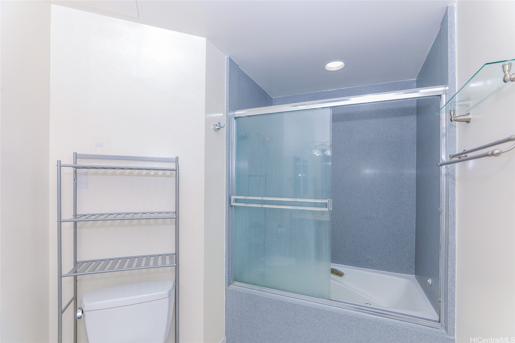 725 Kapiolani Boulevard 2402 Property Photo 15