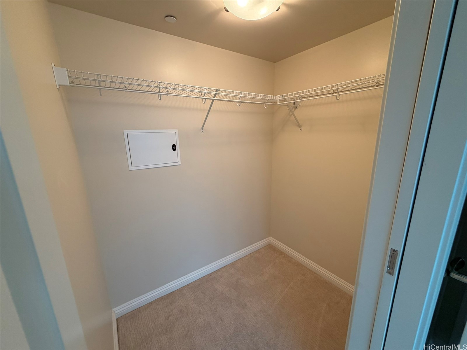 1177 Queen Street 3801 Property Photo 8