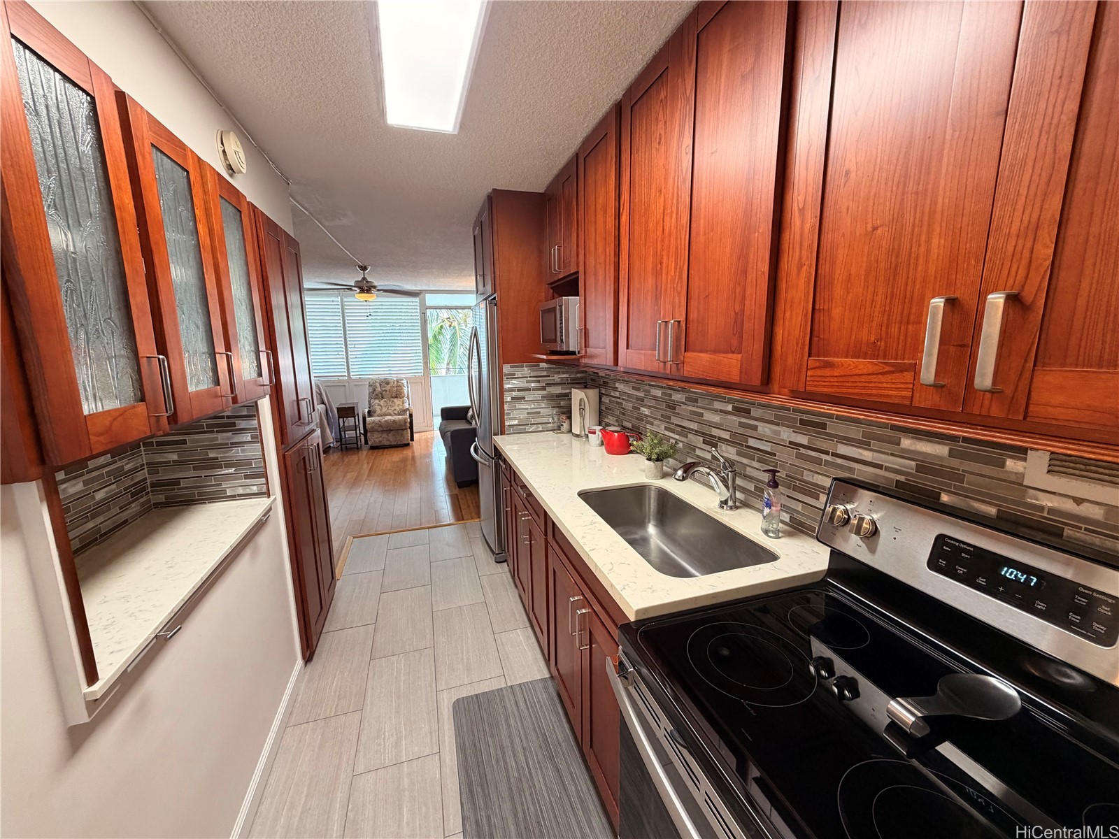 425 Ena Road #607b Property Photo 10