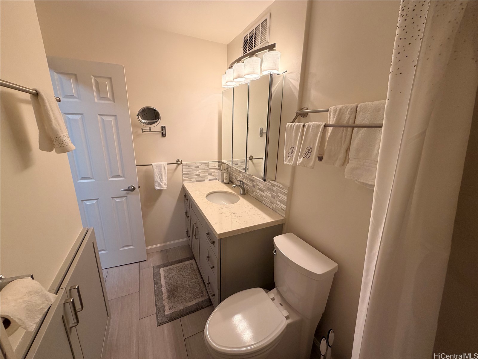 425 Ena Road #607b Property Photo 12