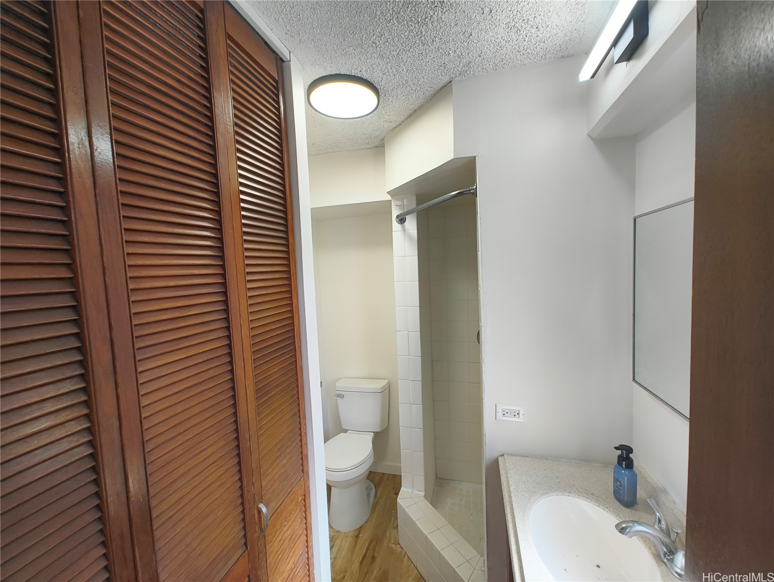 711 Kamuela Avenue Property Photo 3