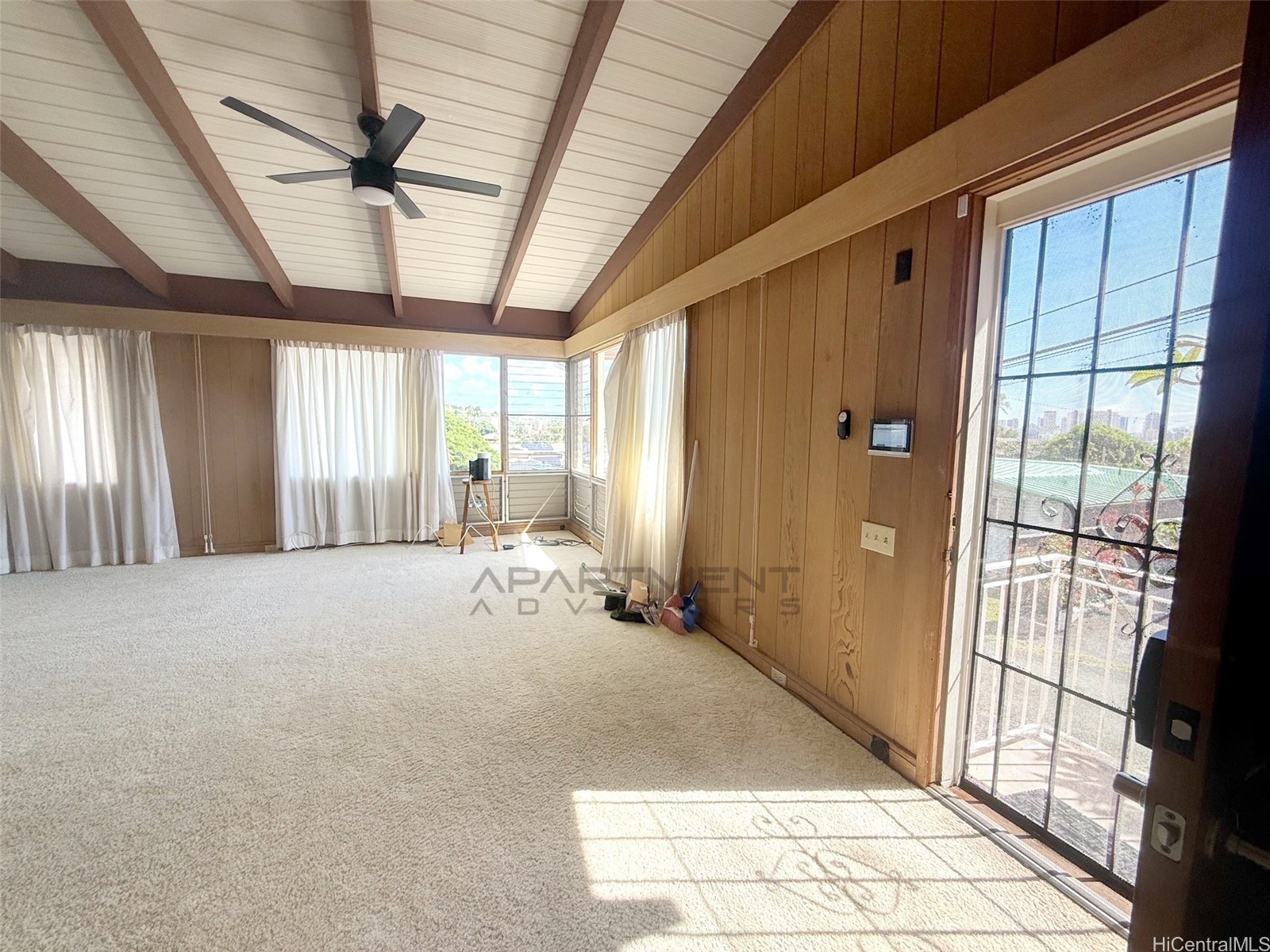 2144 Haena Drive Property Photo 5