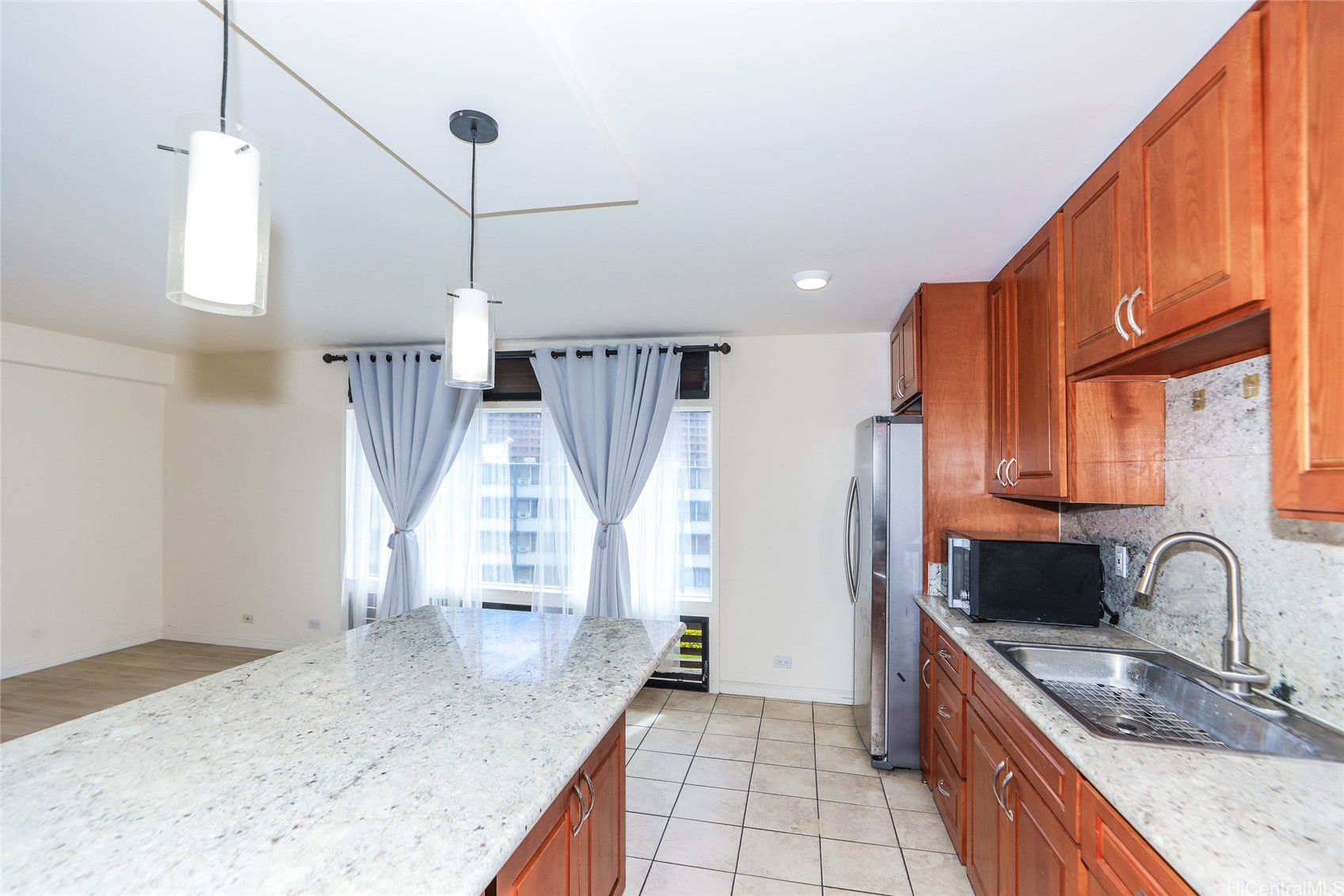 910 Ahana Street 507 Property Photo 5